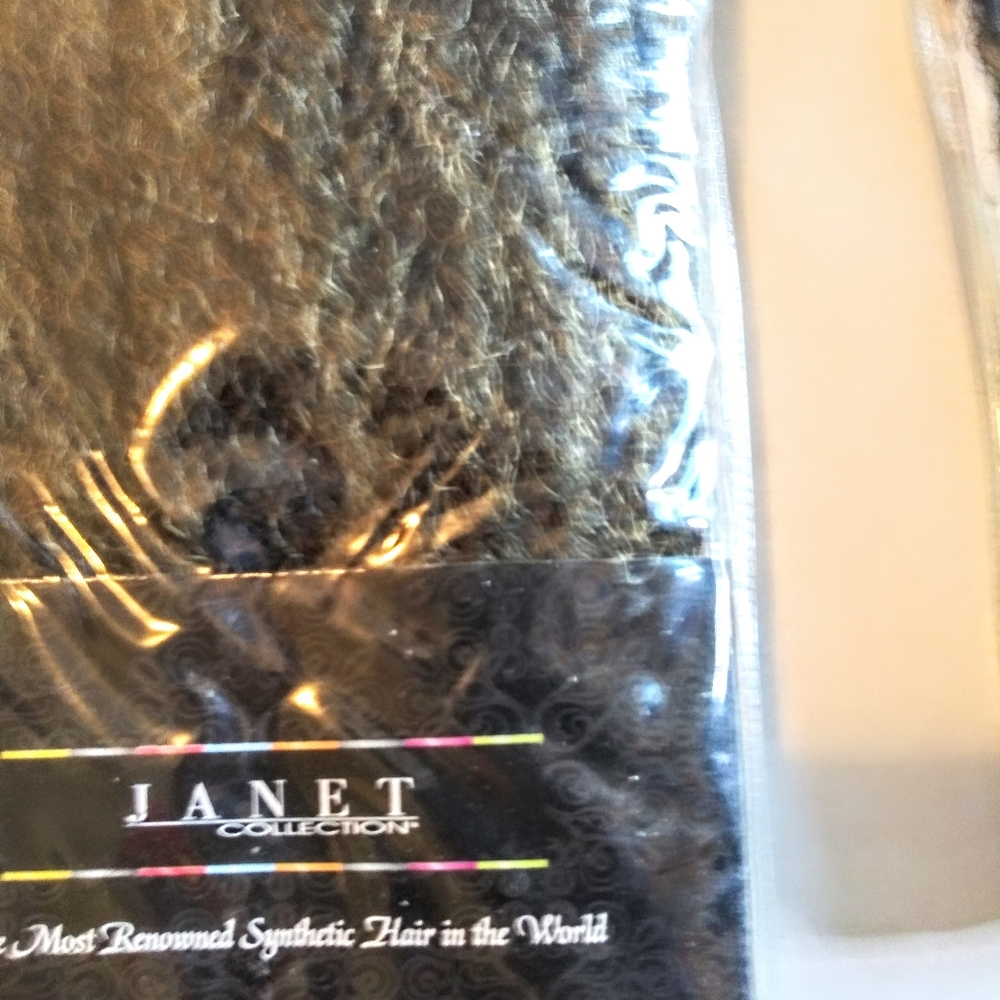 Janet Collection Afro Loc Bulk - Picture 5 of 9